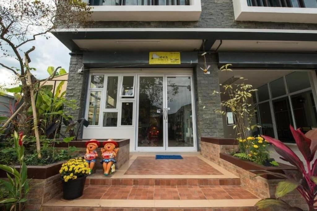 Bees Smile Hotel Чианг Рай Екстериор снимка