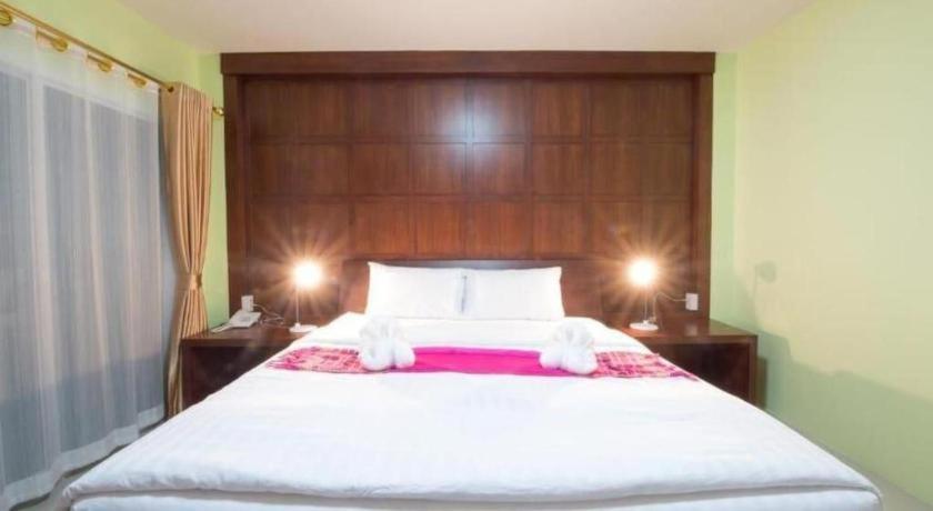Bees Smile Hotel Чианг Рай Екстериор снимка
