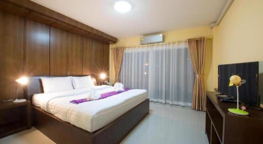 Bees Smile Hotel Чианг Рай Екстериор снимка
